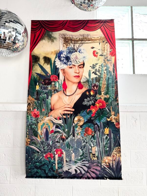 TENTURE MURALE FRIDA