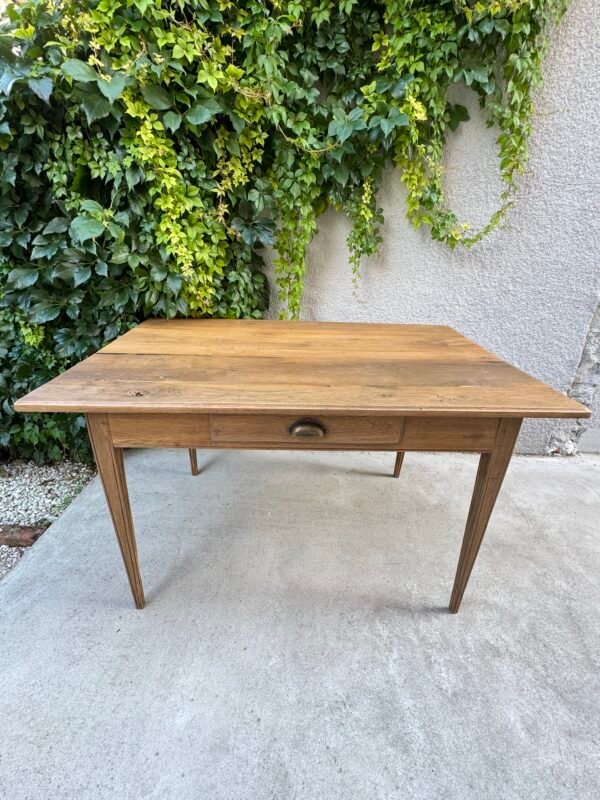 TABLE / BUREAU LILI