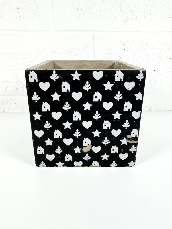 CACHE POT BÉTON NOIR