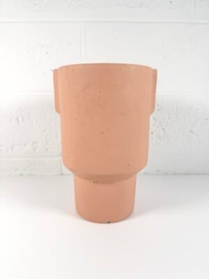 CACHE POT BÉTON ROSE HAUT