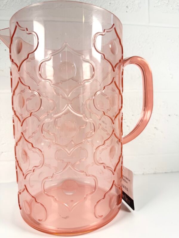 IMG_8632 GRAND PICHET PLASTIQUE ROSE