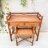 ENSEMBLE COIFFEUSE ET TABOURET ROTIN