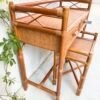 ENSEMBLE COIFFEUSE ET TABOURET ROTIN