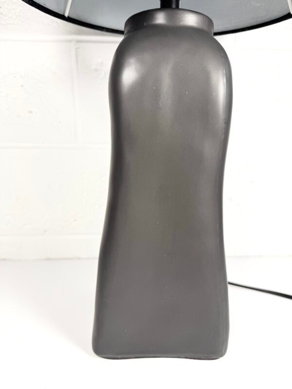 LAMPE À POSER NOIRE