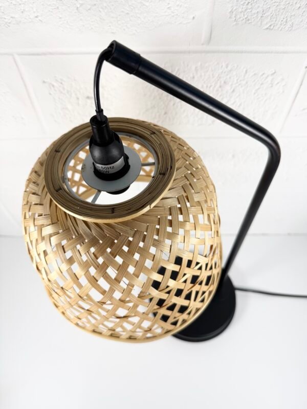 LAMPE À POSER TRESSÉE MDM